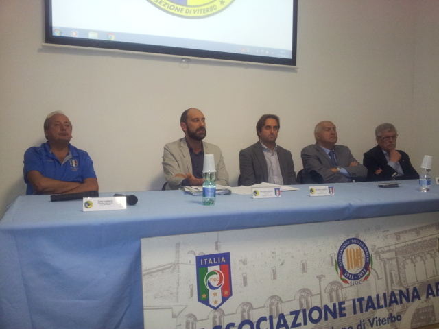 un momento dellincontro giudici figc e aia FILEminimizer